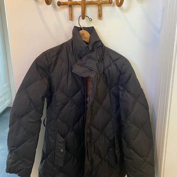 Burberry Women’s Black Quilted Puffer Jacket Size Small - Picture 2 of 11